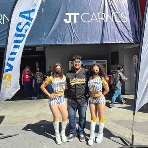 Meet your Posher, Aaron